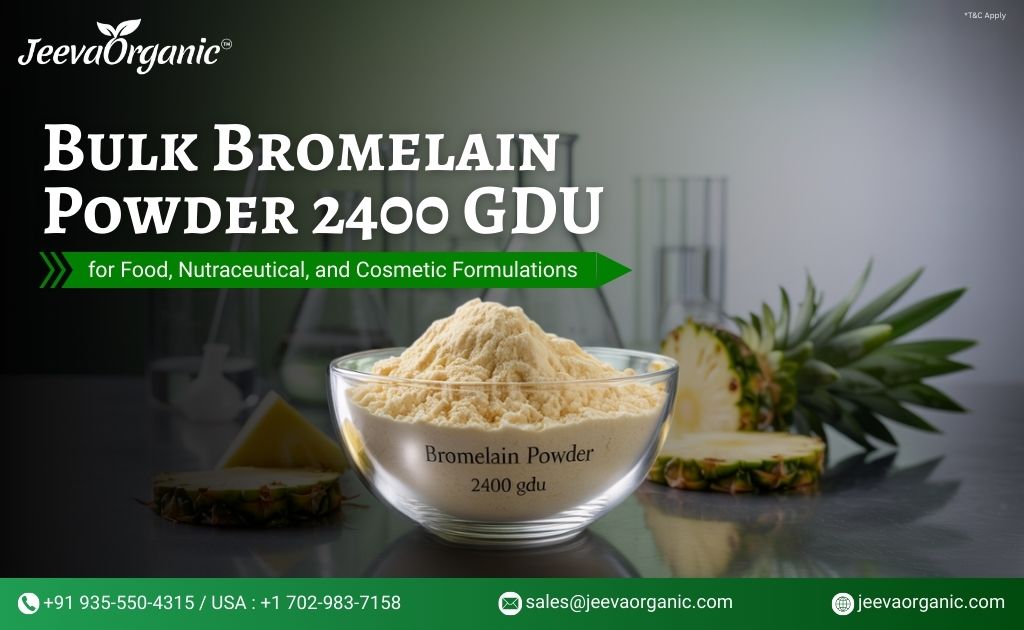 A clear bowl filled with yellow bromelain powder, next to pineapple slices, promoting 2400 GDU for food, nutraceutical, and cosmetic uses.